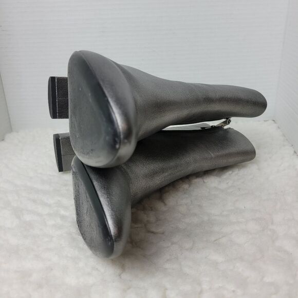 Yves Saint Laurent YSL Womens Size 8.5 Boots Gunmetal Gray Lou Zipper Bootie - Picture 12 of 12